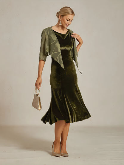 Velvet Sleeveless Midi Dress with Scoop Neck